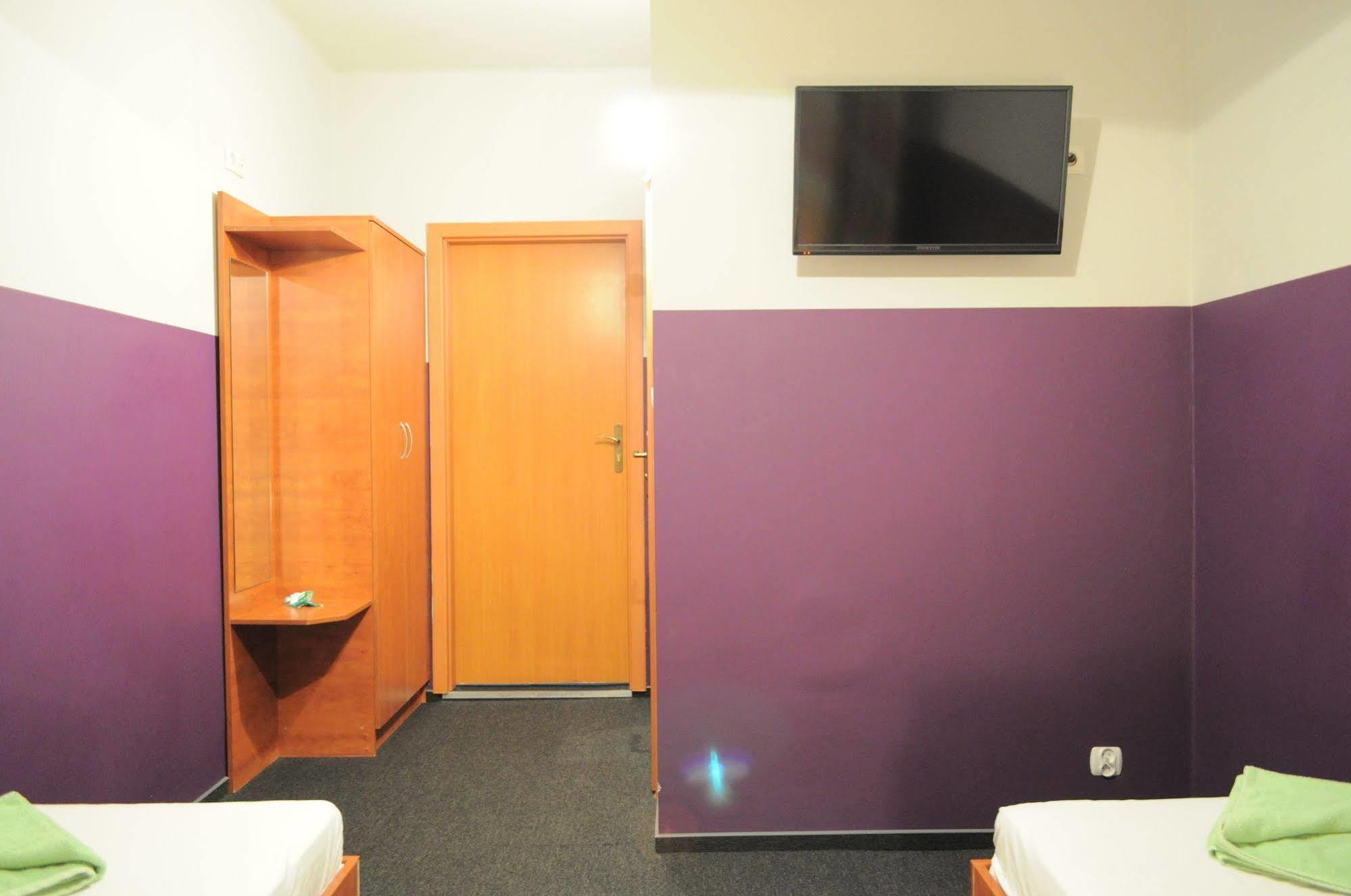 Hostel Freedom